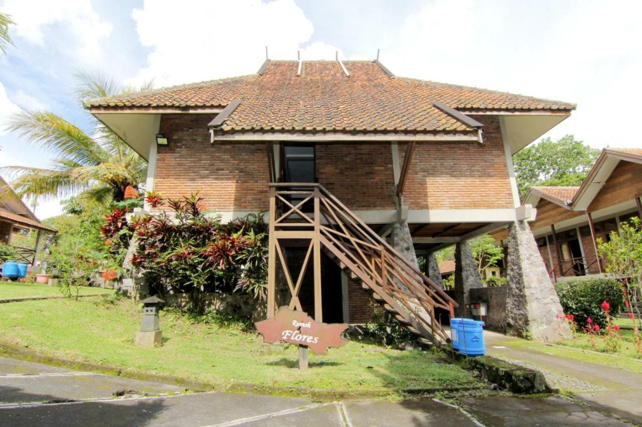 Disaster Oasis Hotel Kaliurang Exterior photo